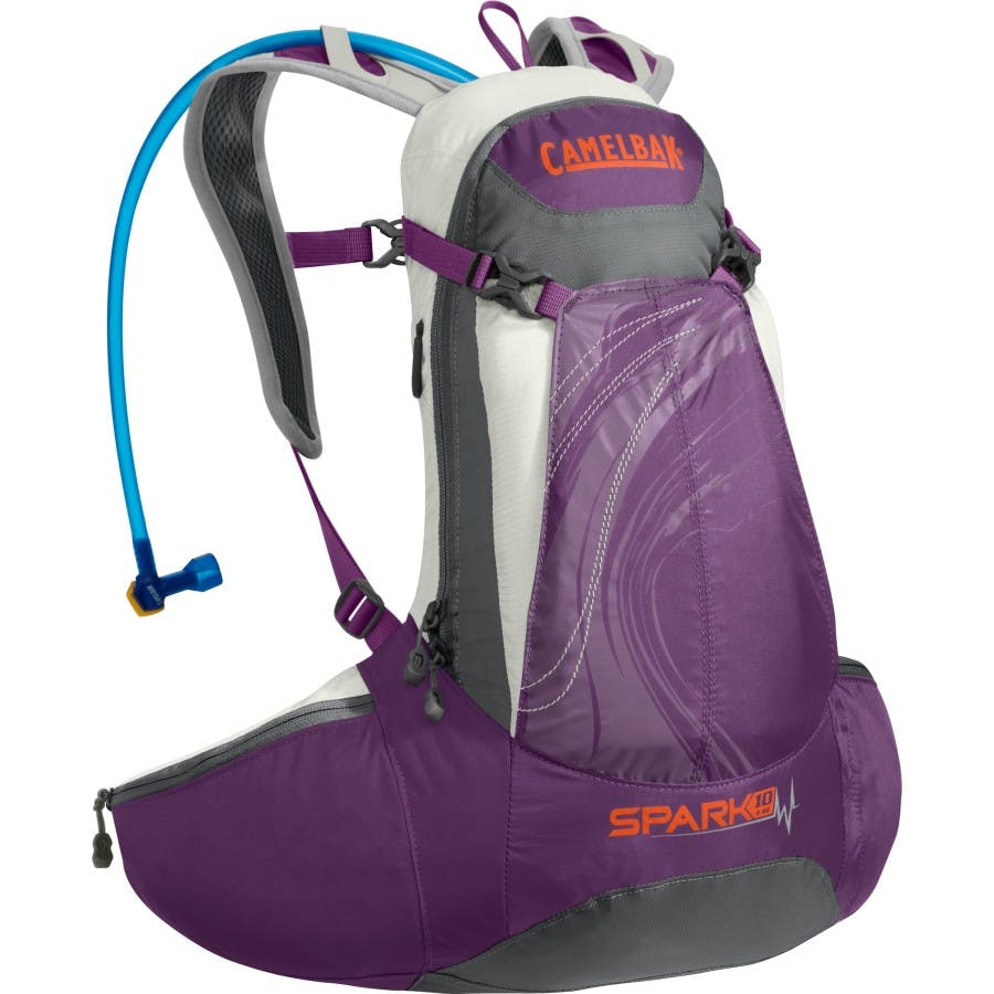 https://activejunky.s3.amazonaws.com/images/products/camelbak-spark-2.jpg