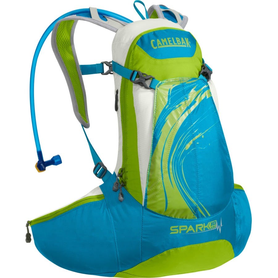 https://activejunky.s3.amazonaws.com/images/products/camelbak-spark-3.jpg