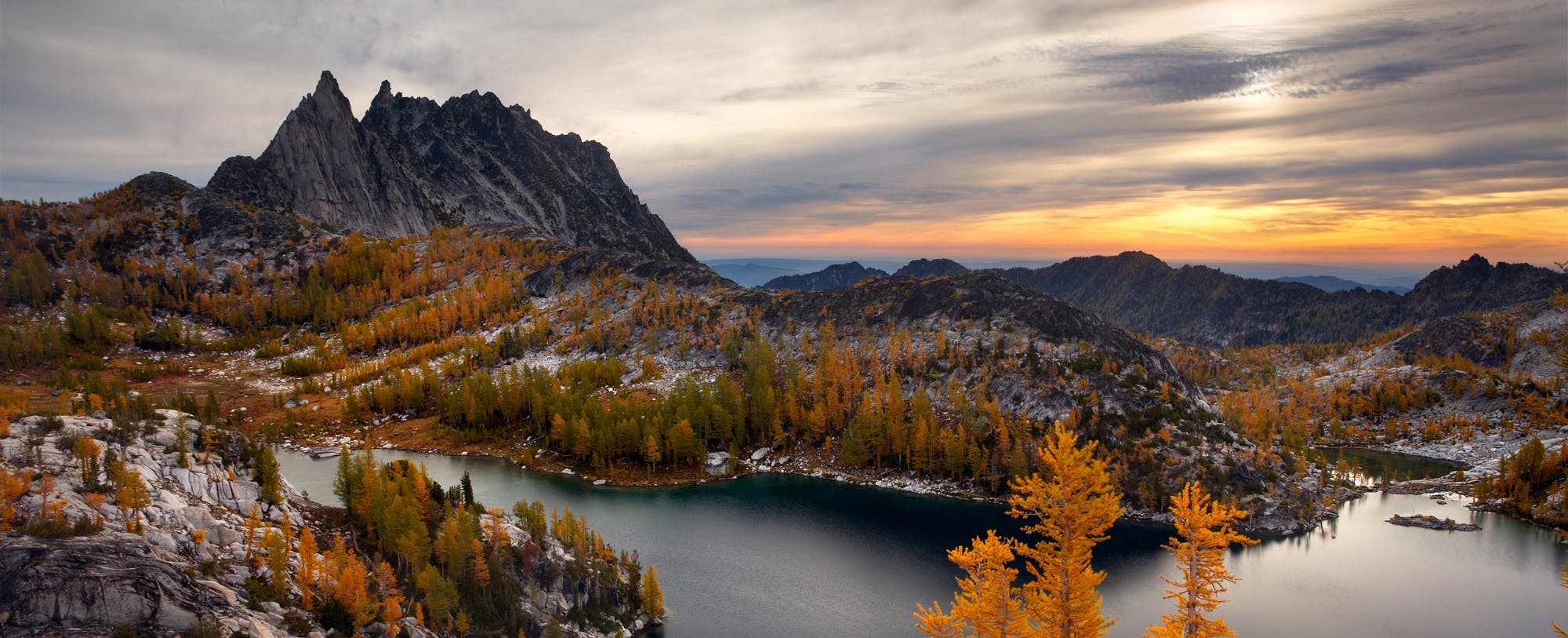 Best Hikes and Drives in the U.S. for Fall Foliage